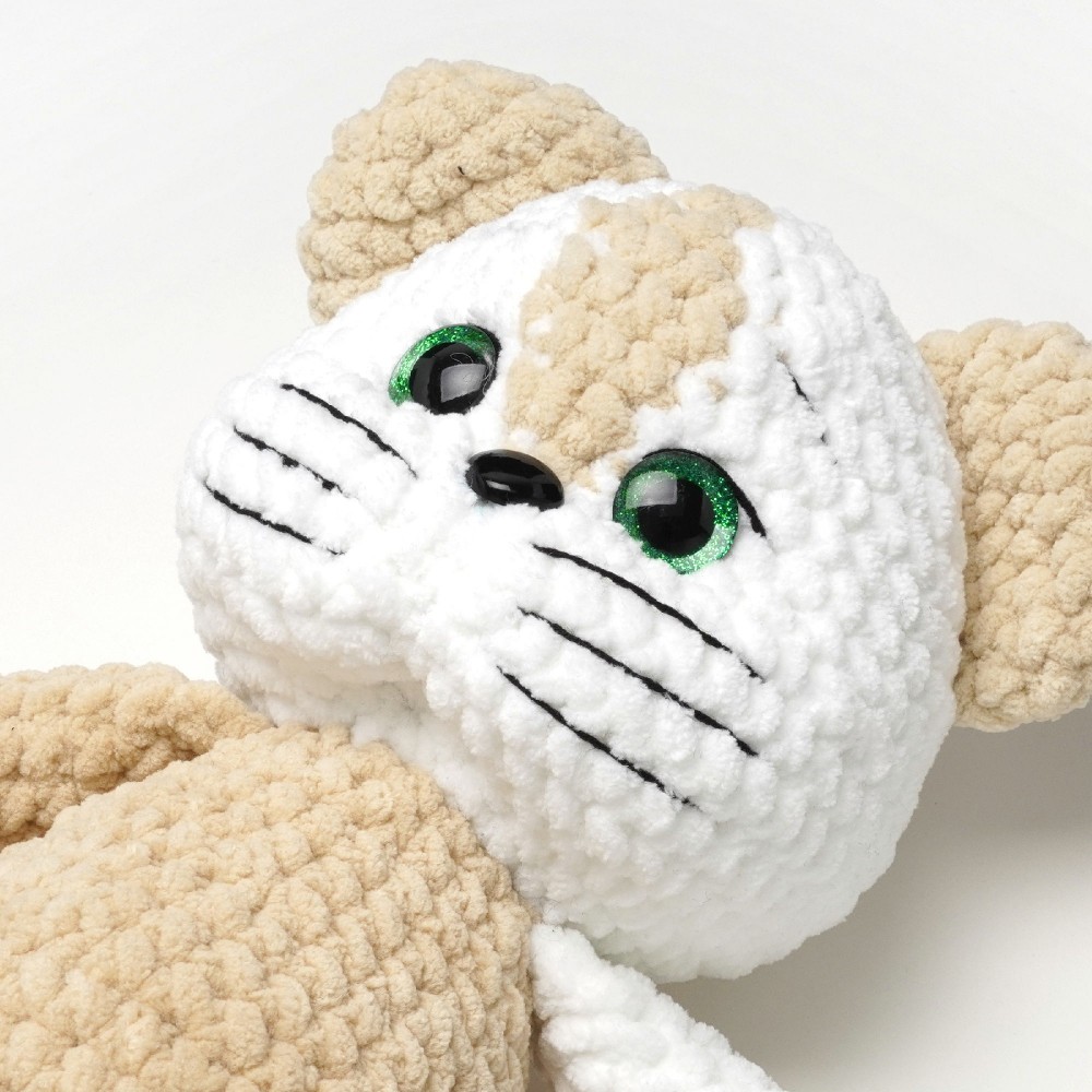 Вязаная игрушка амигуруми Котик плюшевый 33см бежевый (28149) 3