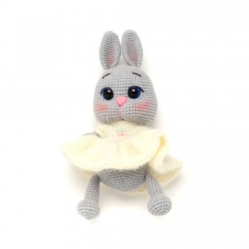 Вязаная игрушка амигуруми Зайка в платье 23см серый (29145)